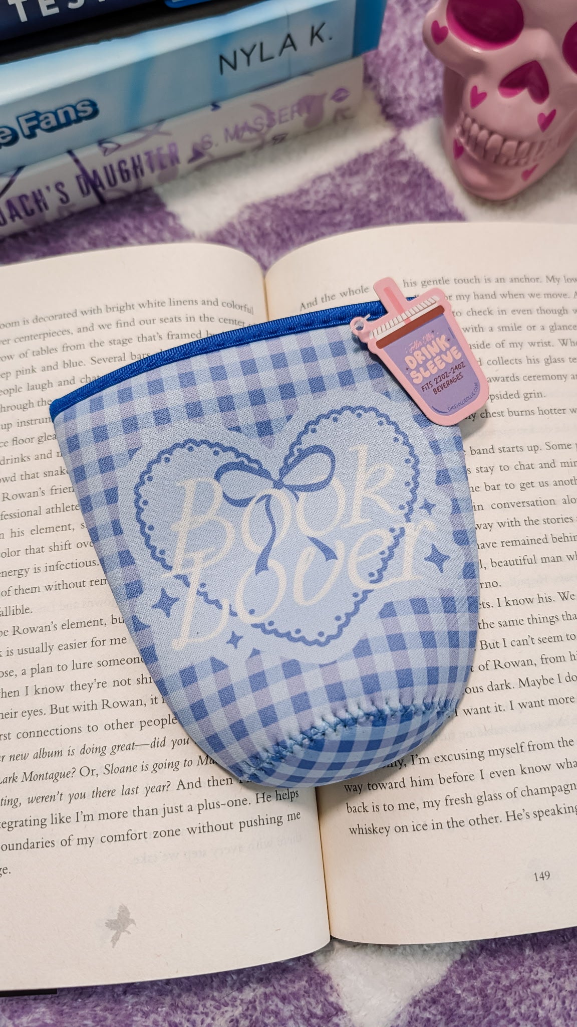 Book Lover [blue gingham] Coffee Sleeve