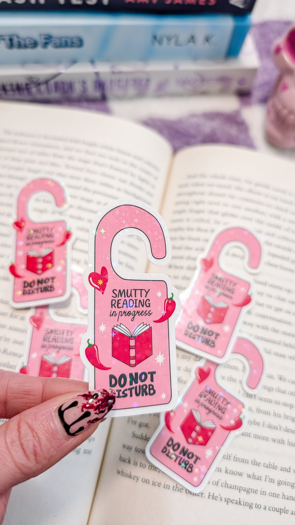 Bookish smut reading sticker (holographic)