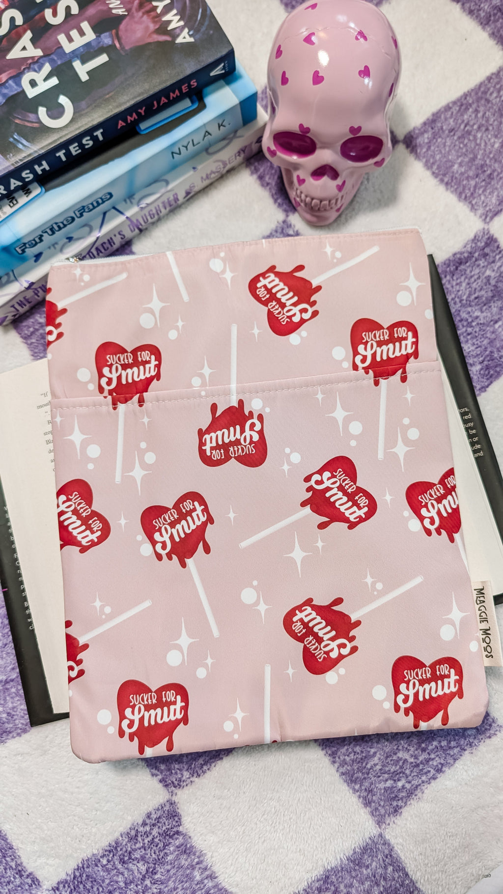 Book / Tablet Sleeve | Sucker for Smut