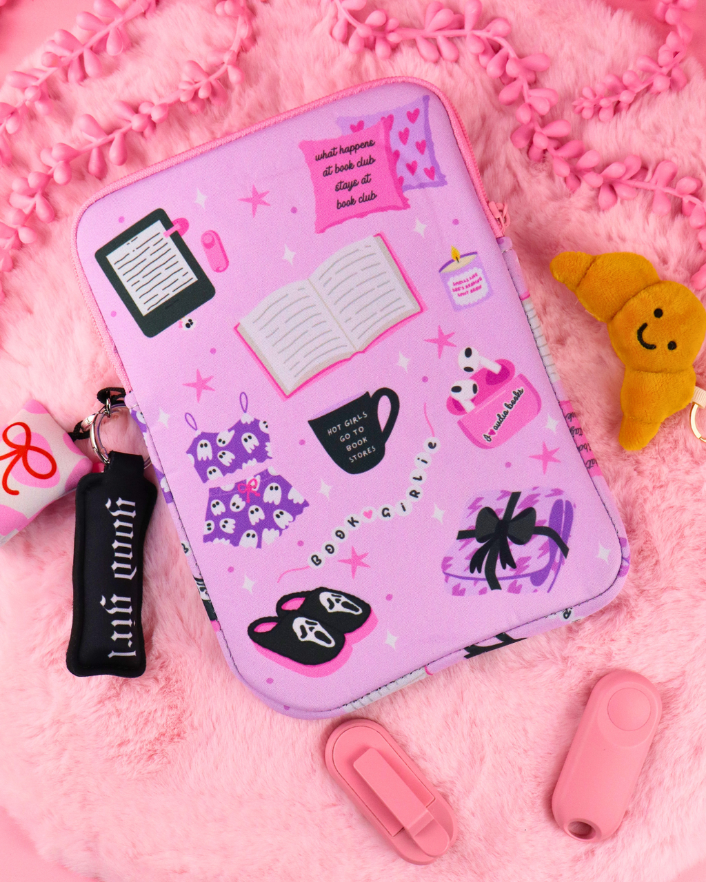 Cozy Booktok E-reader/Book Sleeve